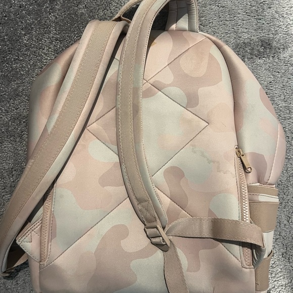 Dakota Dagne Dover Backpack - Picture 3 of 10